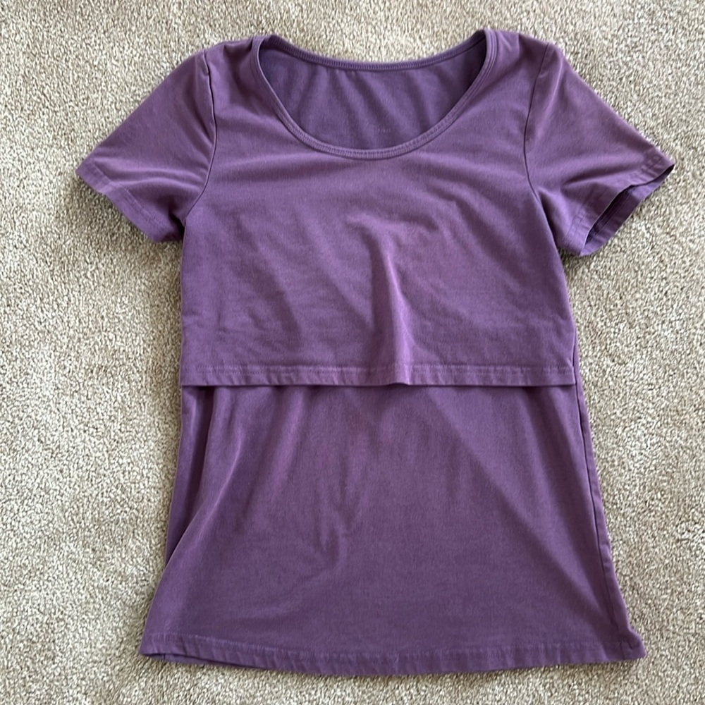 Latched mama nursing t shirt size small
